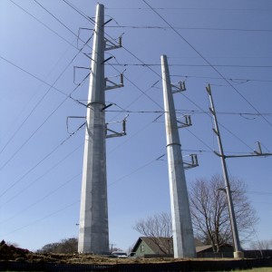 Tour de ligne de transmission d'énergie électrique